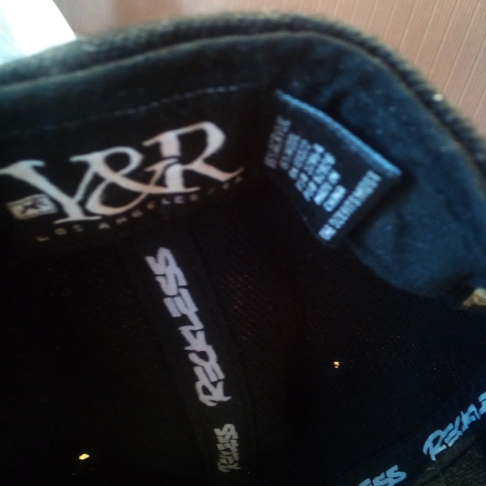 Young & Reckless Snapback - Picture 8 of 8